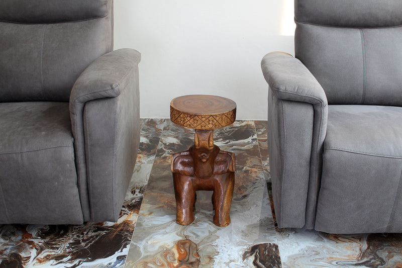 Haussmann Elephant 'Chang' Solid Wood End Table - 15 in dia x 20 in H - Walnut