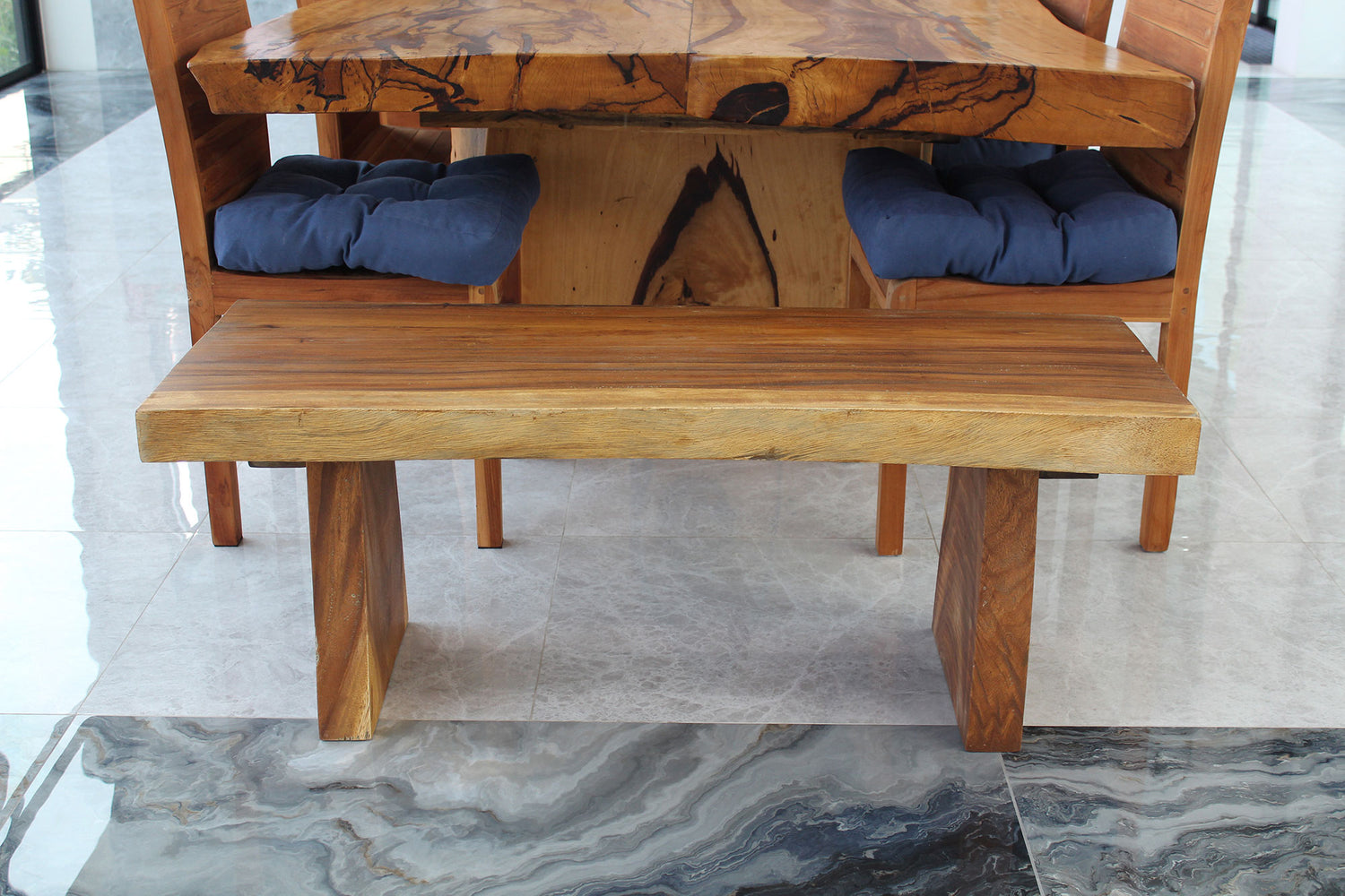 Haussmann Wood Natural Edge Bench 48 in x 18 x 18 in H KD Oak Oil