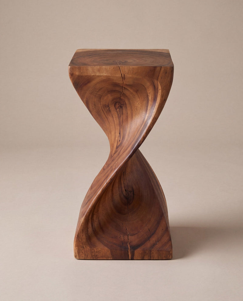 Wave Verve snake table, walnut, studio hero