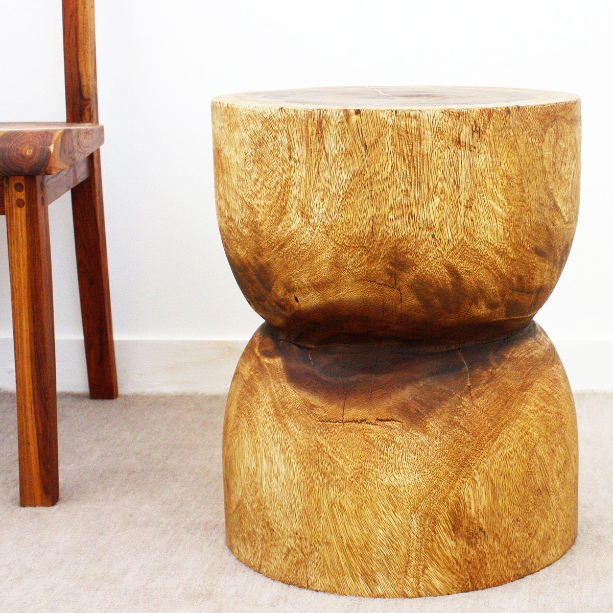 Haussmann® Wood D Bell End Table 16 in DIA x 20 inch High Walnut Oil - Haussmann Inc